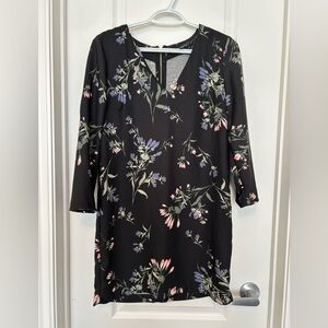 Dynamite Black Floral Shift Dress